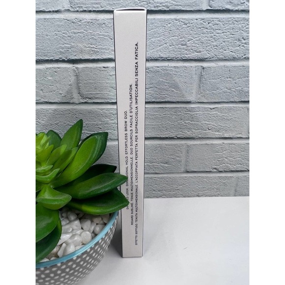 Marc Jacob’s Brow Wow Duo ‘Dark Brown’ Eyebrow Powder Pencil & Tinted Gel - Picture 5 of 7